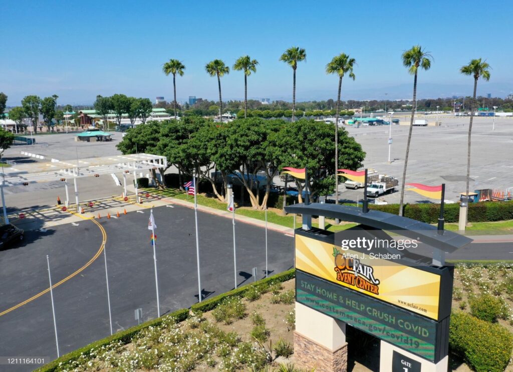 How to get to FASHION ISLAND - LOS ANGELES in Newport Beach by Bus?